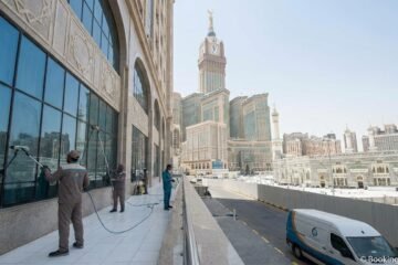 شركة تنظيف بمكة: دليلك الشامل لبيئة صحية ومنزل نظيف ينبض بالحياة